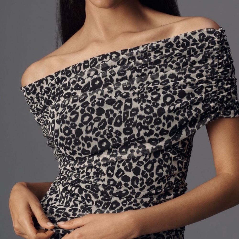 Anthropologie Maeve Leopard Print Off-Shoulder Top size XS